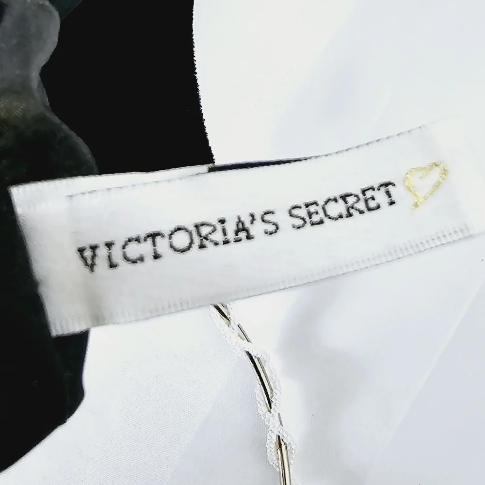 Vintage Victoria's Secret Black Velvet Pearl Ring Night Handbag